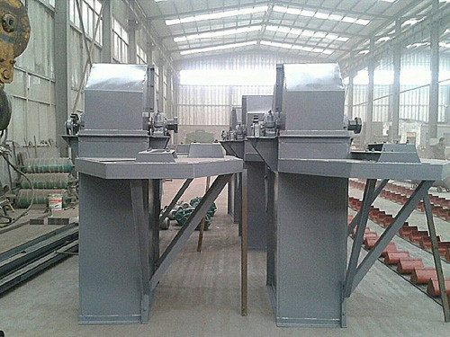 NE型(xing)鬥式提升(sheng)機