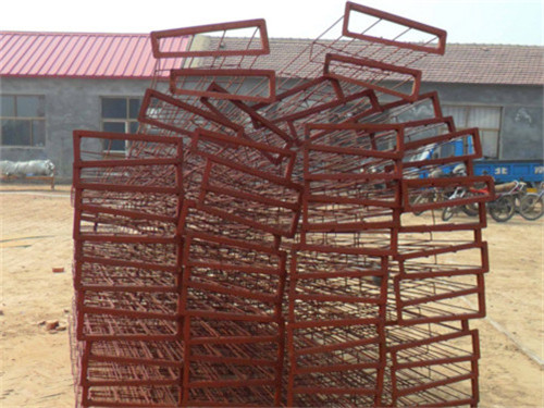 山東(dong)梯形骨架(jia)